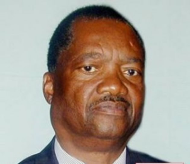Mutasa, Gumbo file challenges