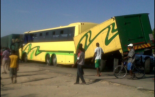 2 die, 41 injured in bus accident