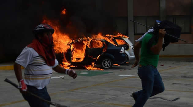 Violent protests rage on for missing Mexicans