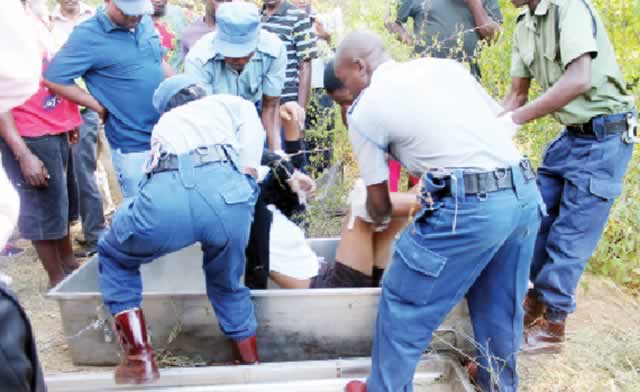 Woman hangs self