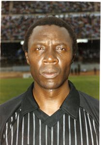 Top referees fail fitness test