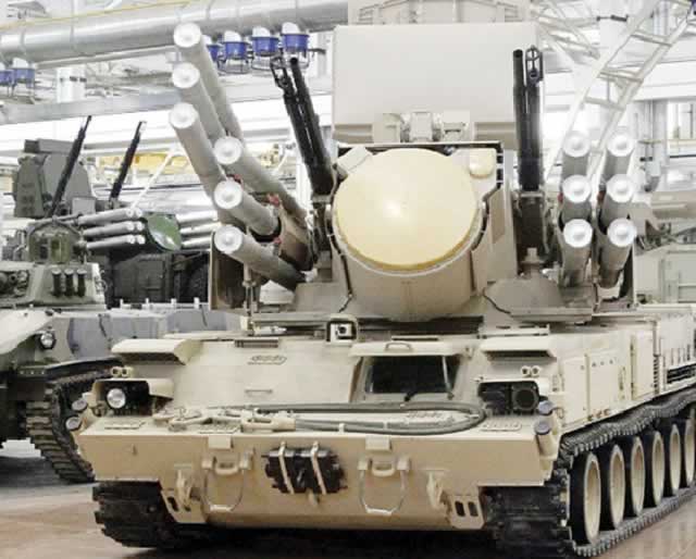 Russia sends new arms to US border