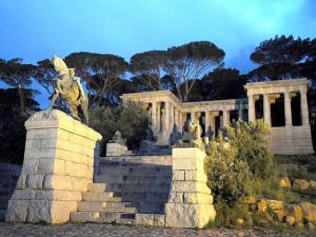 UCT warns students after third attack in Rhodes Memorial area