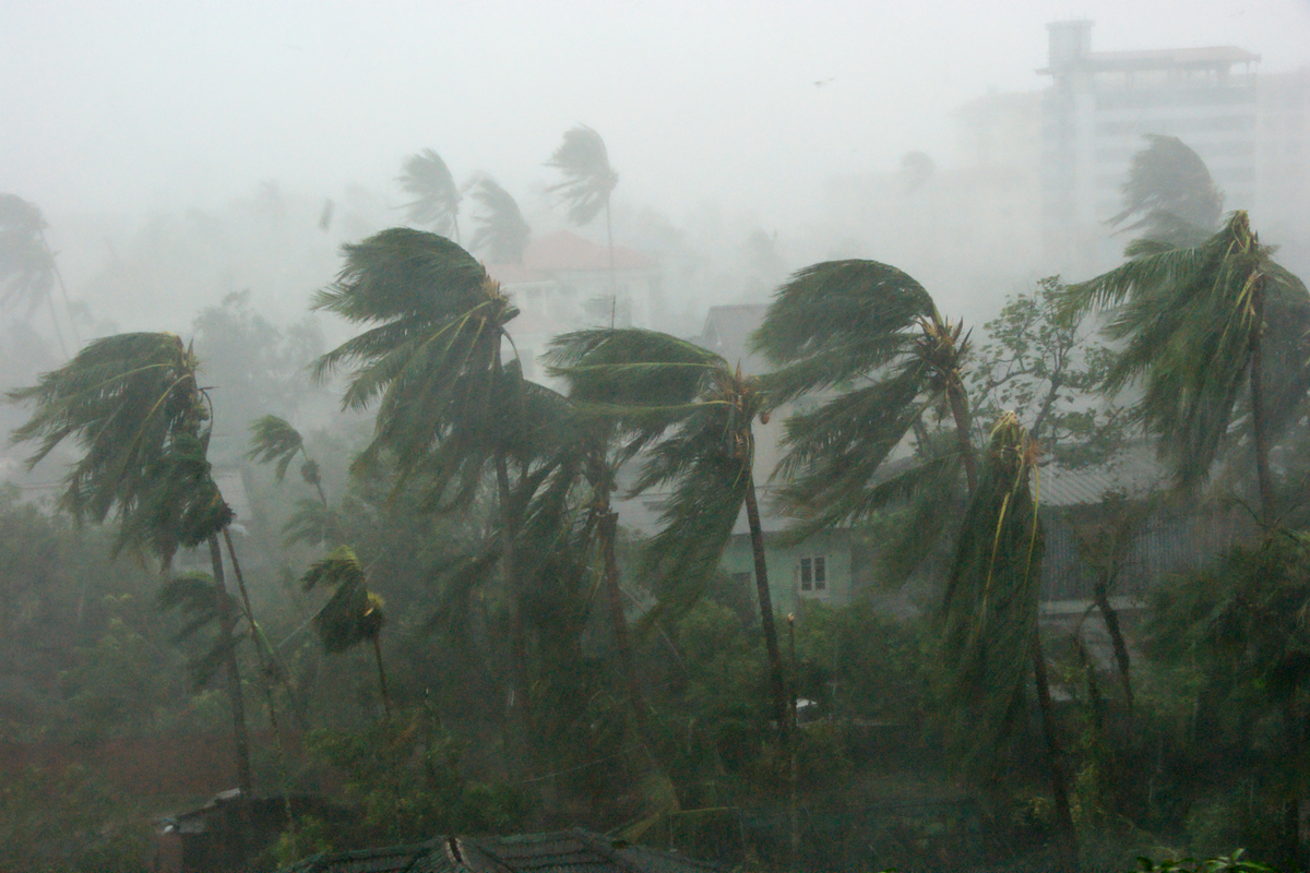 18 dead after cyclone slams into Fiji