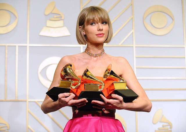 Taylor Swift hits back at Kanye West