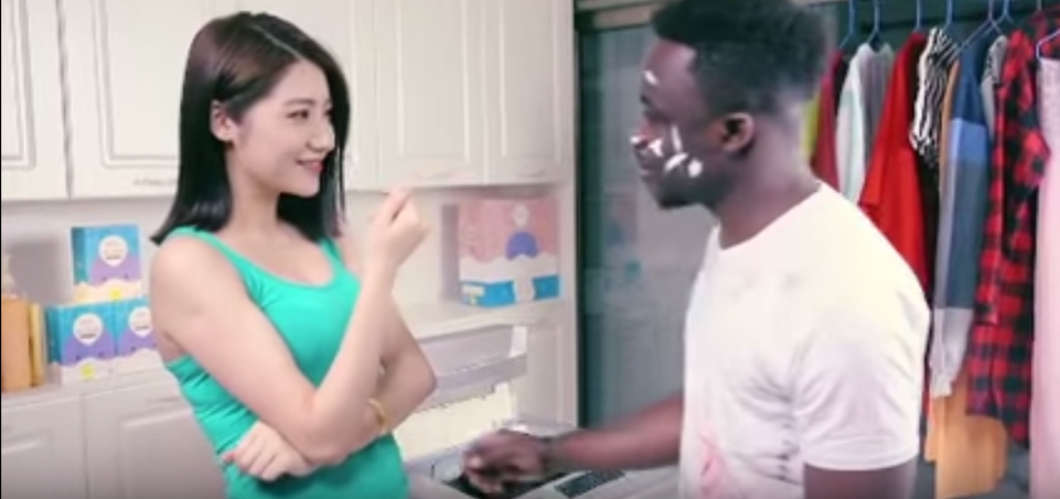 Chinese detergent maker sorry over racist ad
