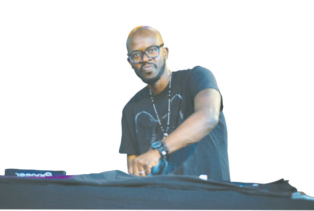 Black Coffee free show