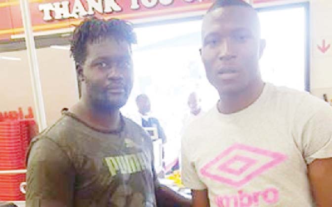 Ndoro visits destitute Mkandawire