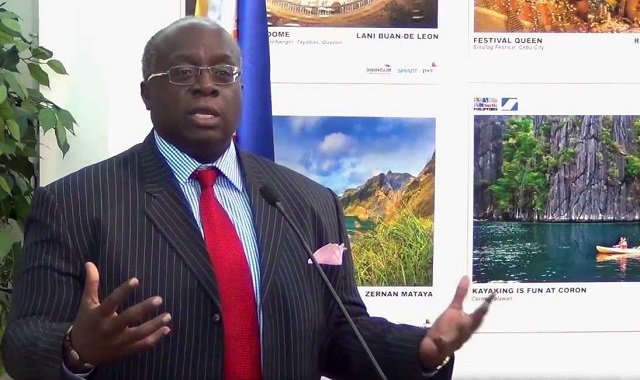 US hails Zim on refugees