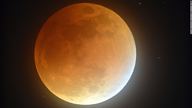 TONIGHT: The moon will be huge, it will be colossal, it will be a supermoon