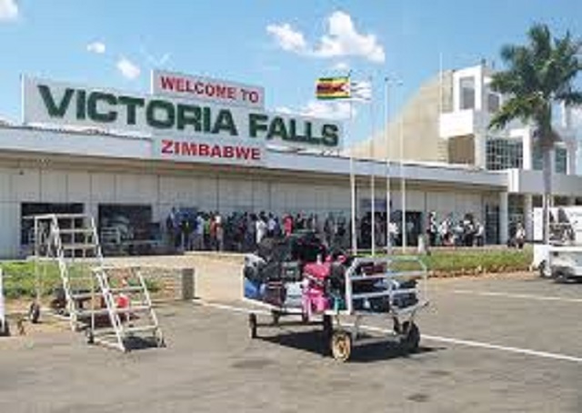 Zambians outsmart Vic Falls vendors