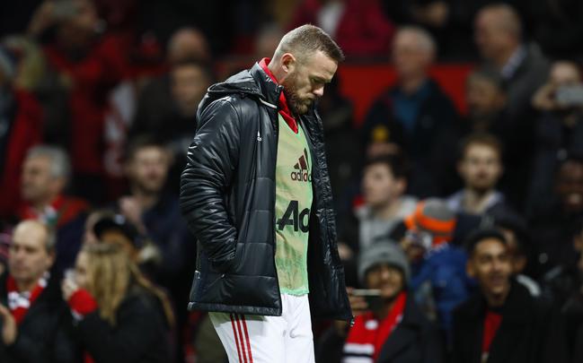 Mourinho keeps Rooney guessing