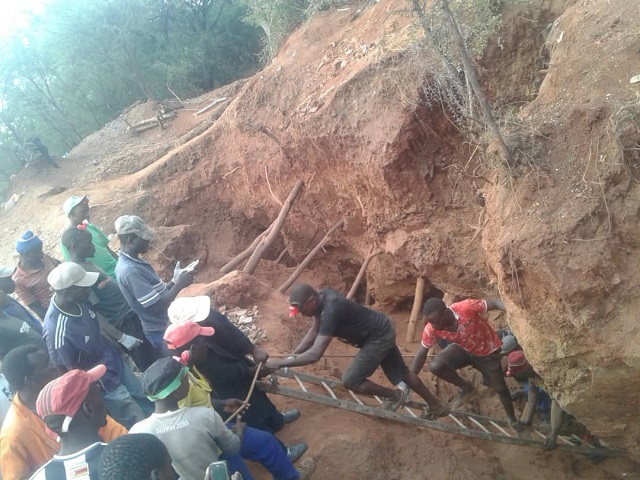 Mine collapse victims named