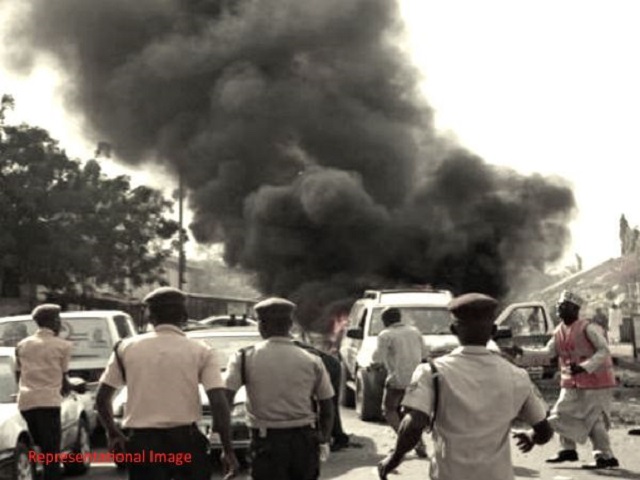Nigeria suicide blasts kill 31