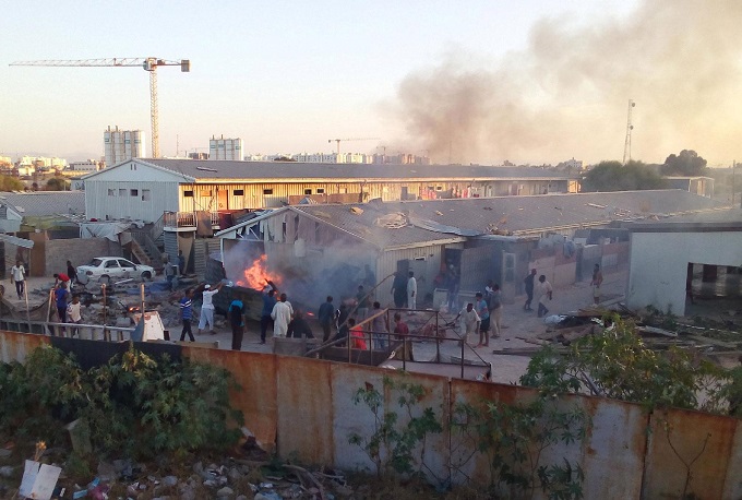 Fighting in Tripoli displaces thousands