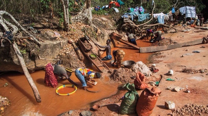 Government, miners in fresh push to stop river‑bed gold looting