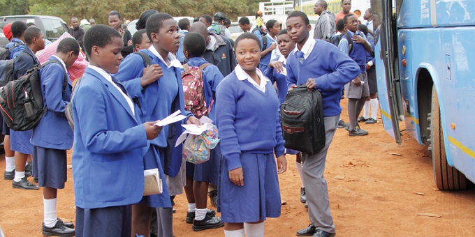 Magistrate warns pupils against sexual activities