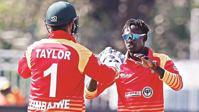 South Africa, Zimbabwe look to solve middle-order issues