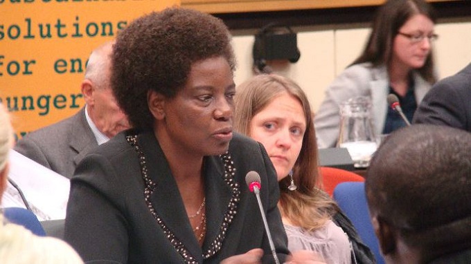 UPDATED: Perm secs told to complement each other with Ministers
