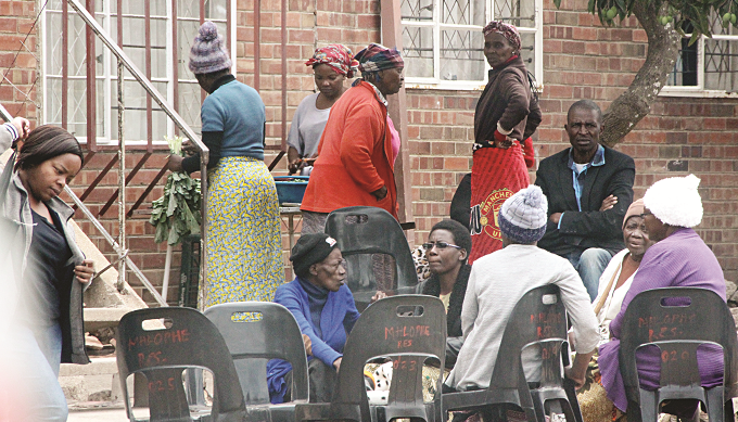 Man ‘chokes’ mum to death, locks house