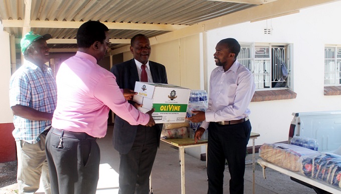 Zanu-PF donates to hospitals