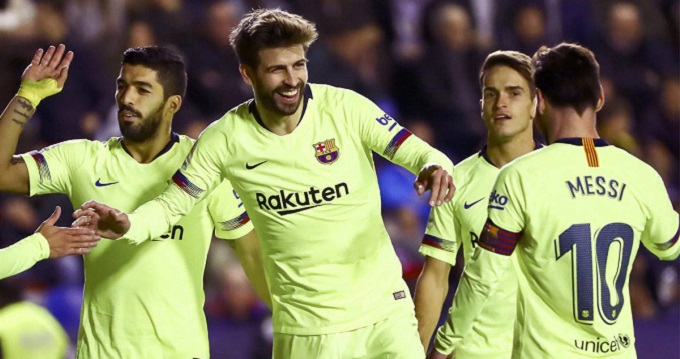 Barcelona’s defensive problems fester despite healthy Liga lead