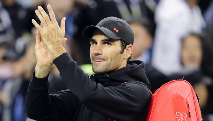 Federer quashes retirement talk, signs up for Dubai