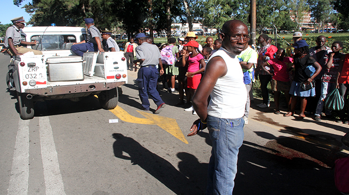 Pupil (6) run over by speeding vehicle