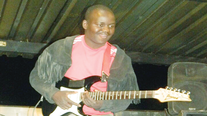 Ndux Junior plans concert for late dad
