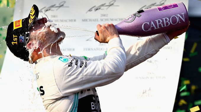 Bottas wins Australian GP after Hamilton overtake