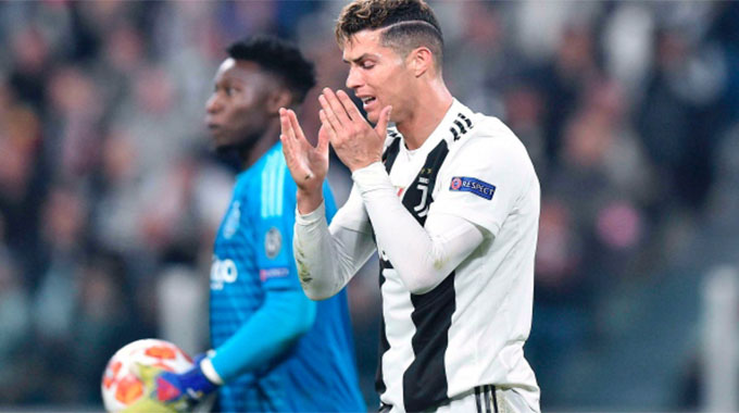 Juve shares plunge more than 20%