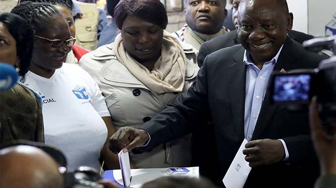 SA votes as ruling ANC seeks to reverse sliding support