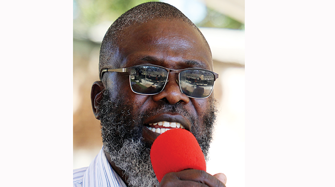 Workers appeal for higher education scholarships