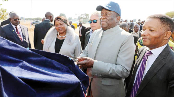 ED opens Ngundu-Tanganda highway