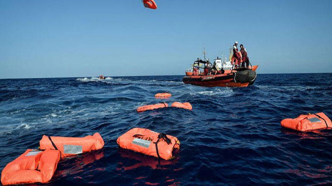 Migrants missing off Libyan coast
