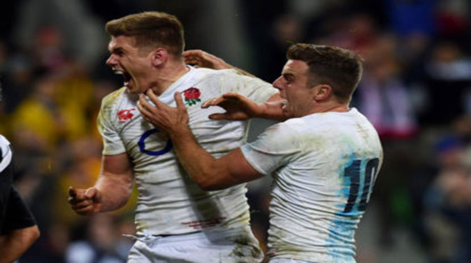 Springboks move closer to England