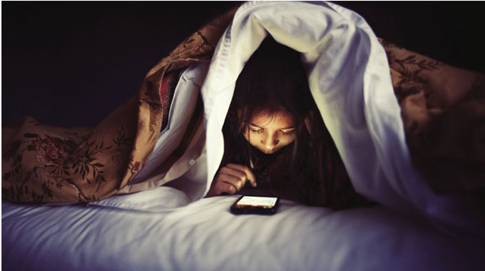 Screentime before bedtime unhealthy for children