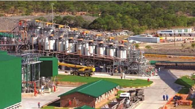 Armed robbers raid Shurugwi mine