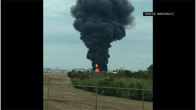 Several dead as WWII plane crashes in US