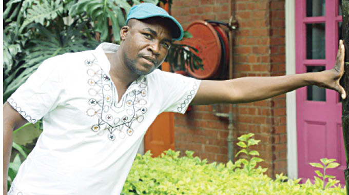 UClement Magwaza leNdolwane Super Sounds kuzibuse
