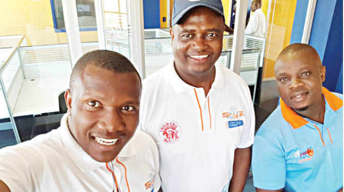 Farewell thee well Dr Q! . . . Skyz Metro & Breeze FM personalities bid farewell to Qhubani Moyo