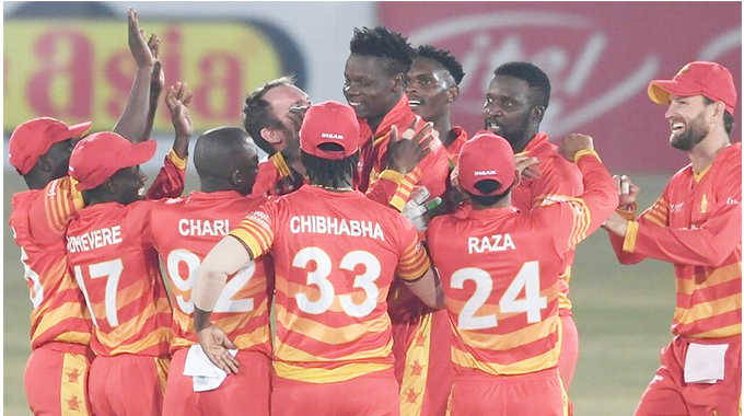 Zim in dramatic win: Muzarabani stands tall as Chevrons overpower Pakistan in Super Over