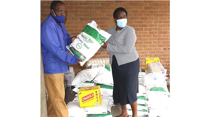 First Lady donates to Bulawayo homes