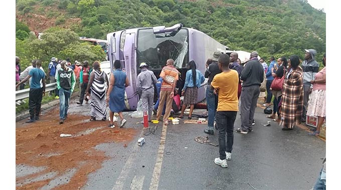 23 injured as Zimbabwe bound bus overturns in South Africa