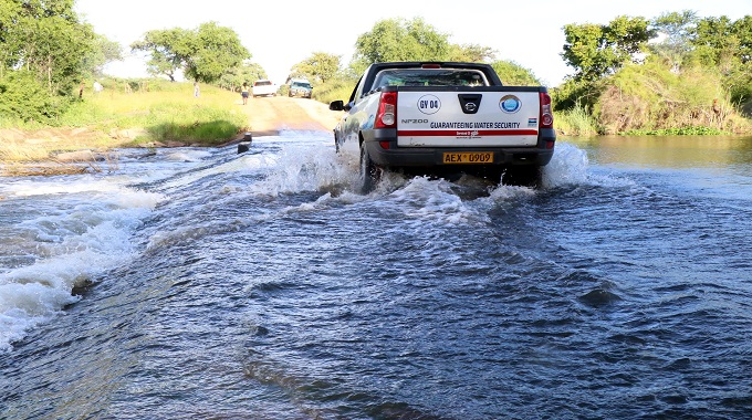 Heavy rains damage Beitbridge roads