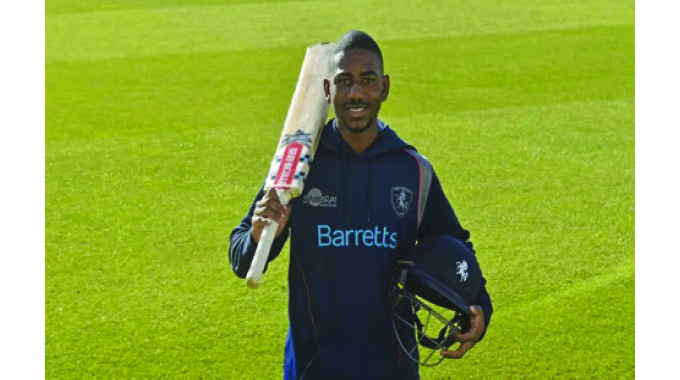 Kent Cricket signs Muyeye