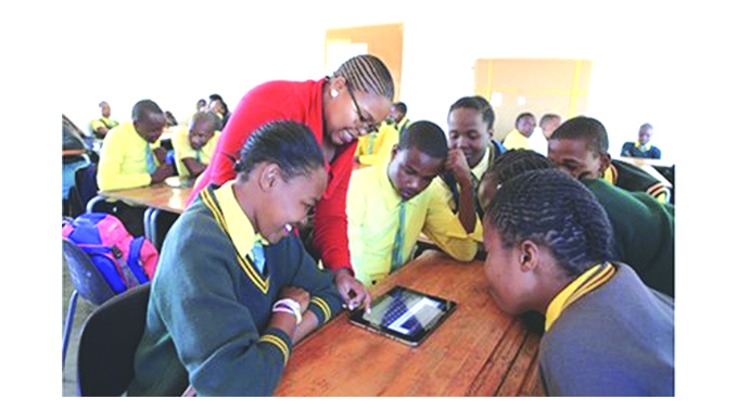 Evacuating Zimbabweans from technological poverty