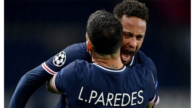 Neymar signs new Paris St-Germain contract