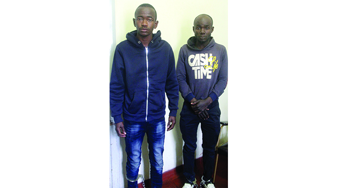 Gun in waist sells out ‘armed robbers’