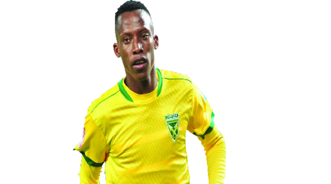 Divine Lunga’s Sundowns move imminent… as Warriors pair’s future on spotlight